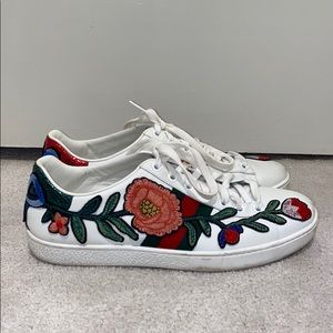 lightly worn gucci flower sneakers